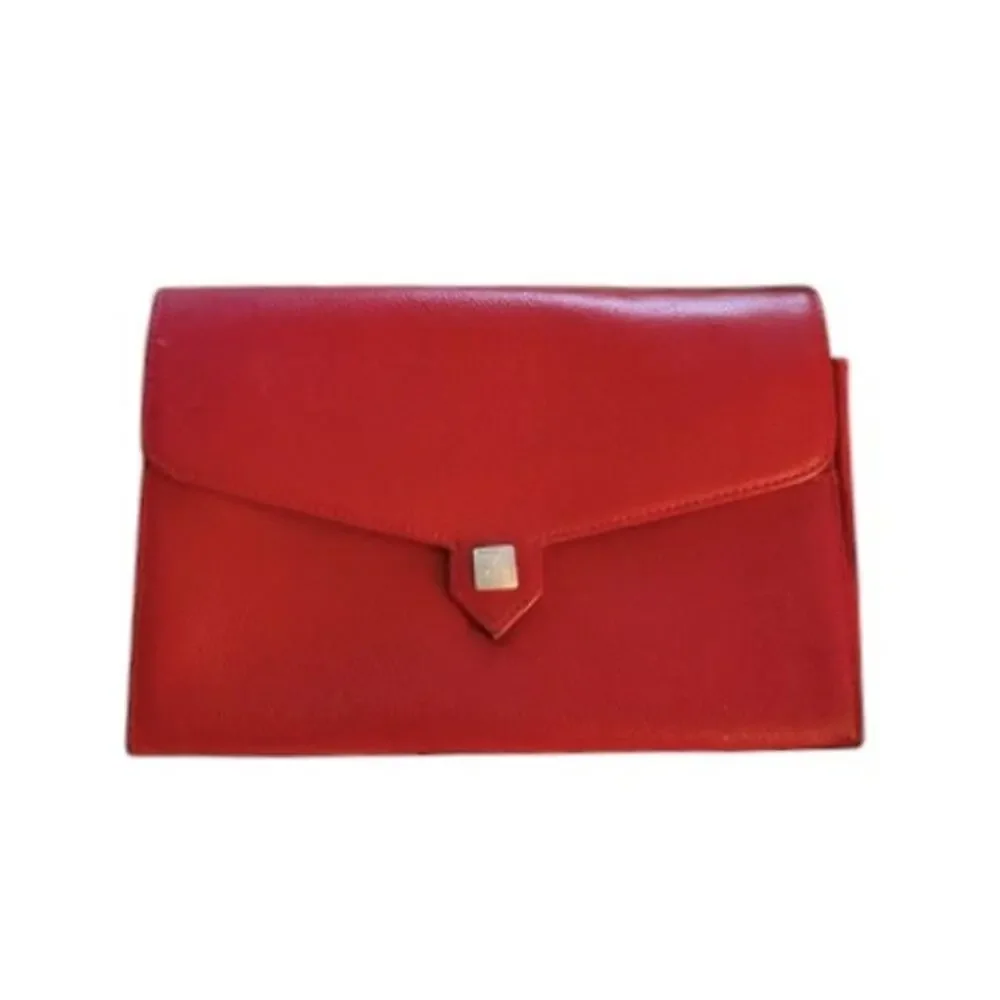 Red Leather Travel Wallet Organizer ✈️ - Picture 2 of 10